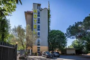 Hotel Real Ristorante e Pizzeria PARKING FREE !!!