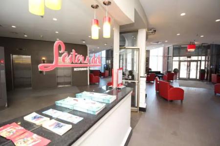 Chrome Montreal Centre-Ville - 12