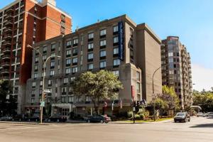 Le Nouvel Hotel, Montreal