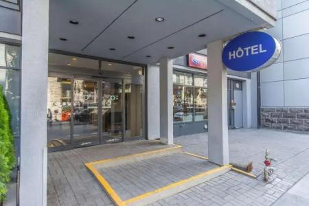 Comfort Suites Downtown - 34