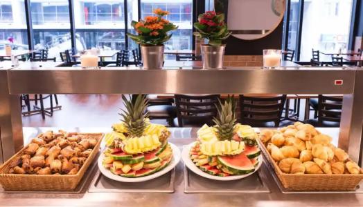 Travelodge by Wyndham Montreal Centre - 13