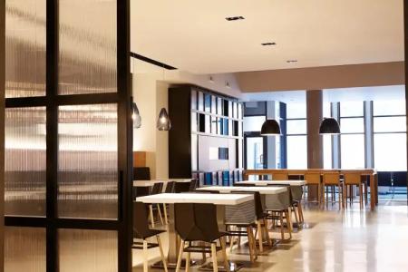 Le Dauphin Montréal Centre-Ville - 17