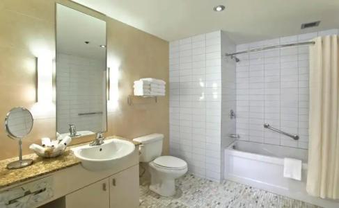 Le Square Phillips Hôtel & Suites - 8