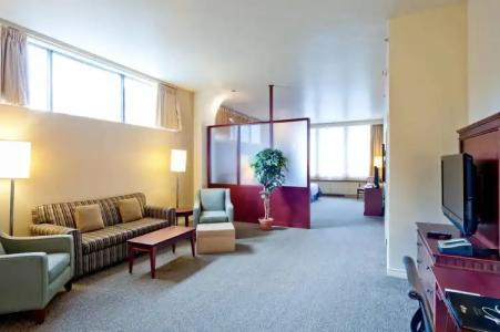 Le Square Phillips Hôtel & Suites - 2