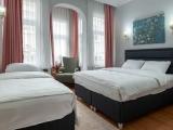 2 Bedrooms Standard Family room with balcony and with city view