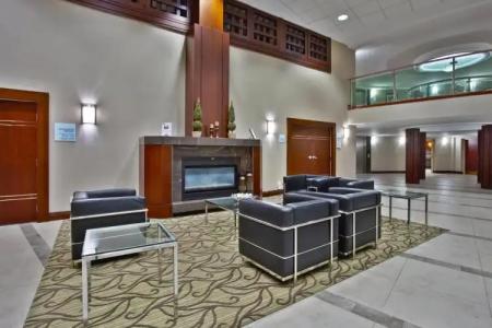 GLō Best Western Mississauga Corporate Centre - 33