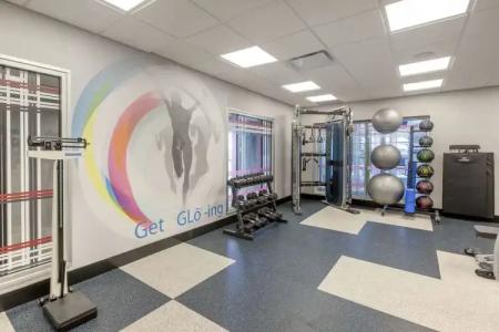 GLō Best Western Mississauga Corporate Centre - 28