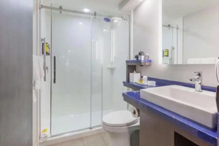 GLō Best Western Mississauga Corporate Centre - 9