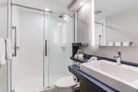 GLō Best Western Mississauga Corporate Centre - 69