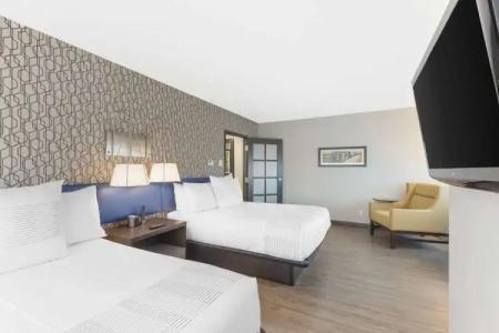 GLō Best Western Mississauga Corporate Centre - 73