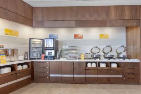 GLō Best Western Mississauga Corporate Centre - 32