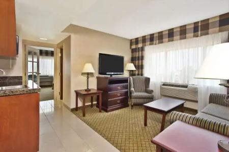 GLō Best Western Mississauga Corporate Centre - 71