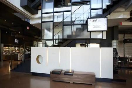 Alt Toronto Airport - 1