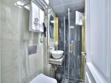 Standard Triple room with city view