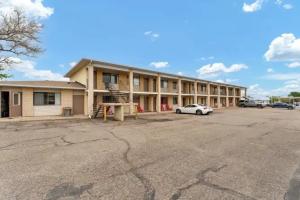 Ranchmen Motel, Medicine Hat