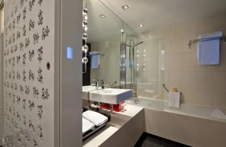 Vincci Vía - 66 - 10