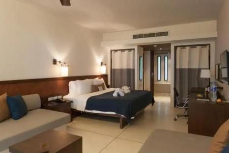 Grand Southsea Khaolak Beach Resort - 57