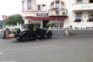 Hotel & Cafe Bellevue, Alf