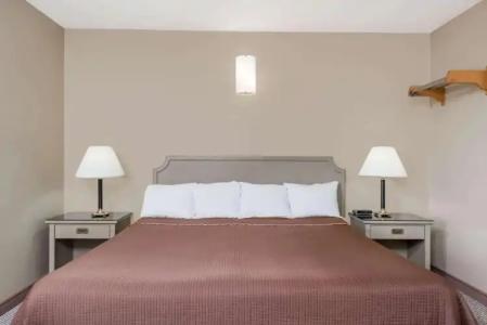 London Travel Inn - 3