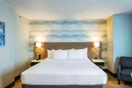 Quality Inn & Suites - 24