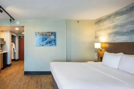 Quality Inn & Suites - 32