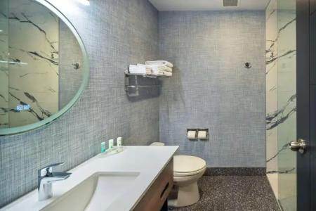 Quality Inn & Suites - 22