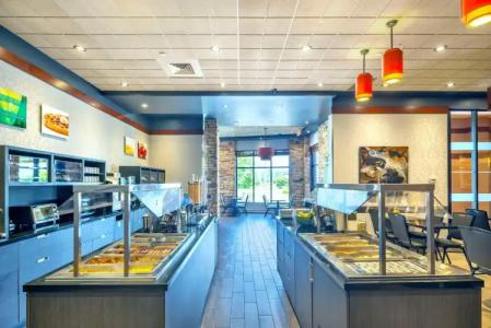 Quality Inn & Suites - 40