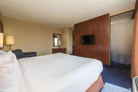 Quality Inn & Suites - 55