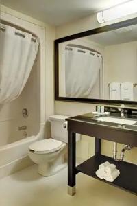 Comfort Inn Laval - 36