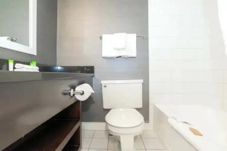 Sandman & Suites Kelowna - 56