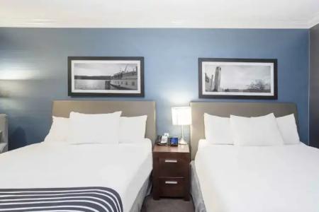 Sandman & Suites Kelowna - 58