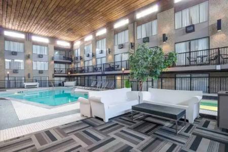 Sandman & Suites Kelowna - 31