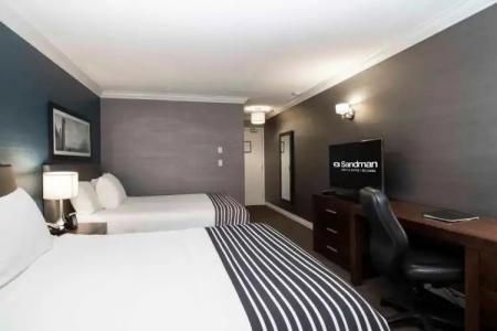 Sandman & Suites Kelowna - 42