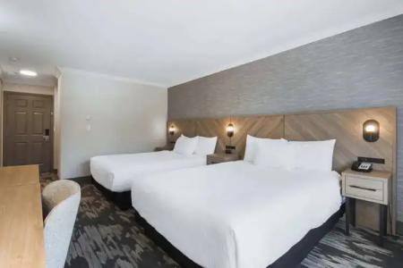 Sandman & Suites Kelowna - 50