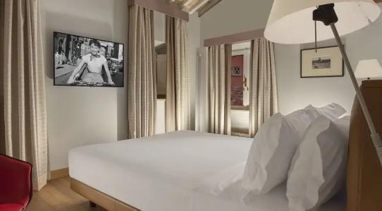 Palazzo Scanderbeg - 3