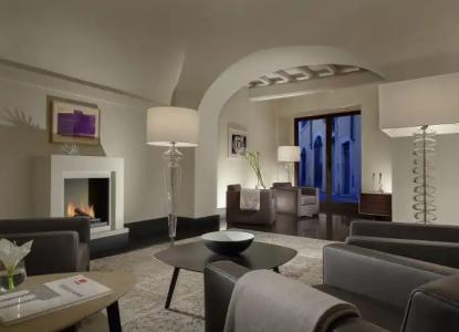 Palazzo Scanderbeg - 26