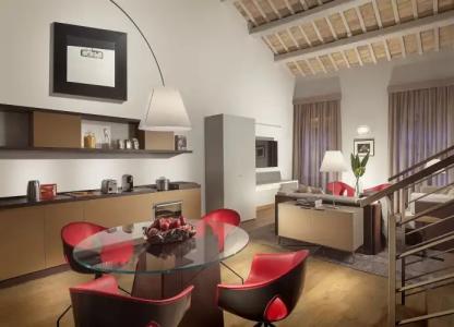 Palazzo Scanderbeg - 13