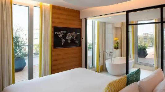 Renaissance Paris Republique & Spa - 69