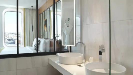 Renaissance Paris Republique & Spa - 52
