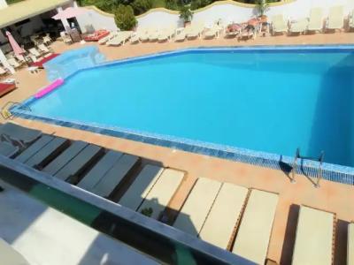 Oasis Beach Club - 11