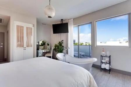 The Plymouth South Beach - 87