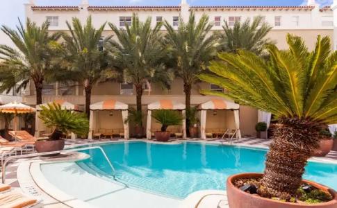 The Plymouth South Beach - 17