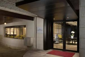 Golden Crown Hotel, Haifa