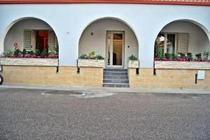 Vianova Affittacamere, Giurdignano
