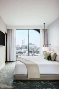 Dream Hollywood, by Hyatt - 35