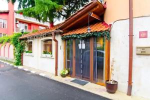 Family Hotel Victoria Gold, Mineralni Bani