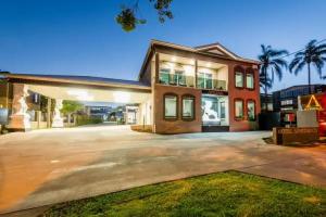 Athena Motel Apartments, Toowoomba