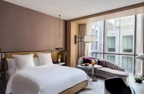 Four Seasons Dubai International Financial Centre - 105