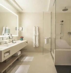 Four Seasons Dubai International Financial Centre - 134