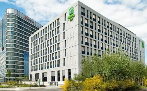 Holiday Inn Frankfurt Airport, an IHG